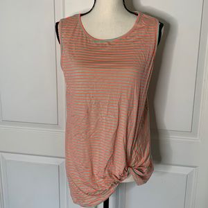 NWOT Sleeveless knotted tank